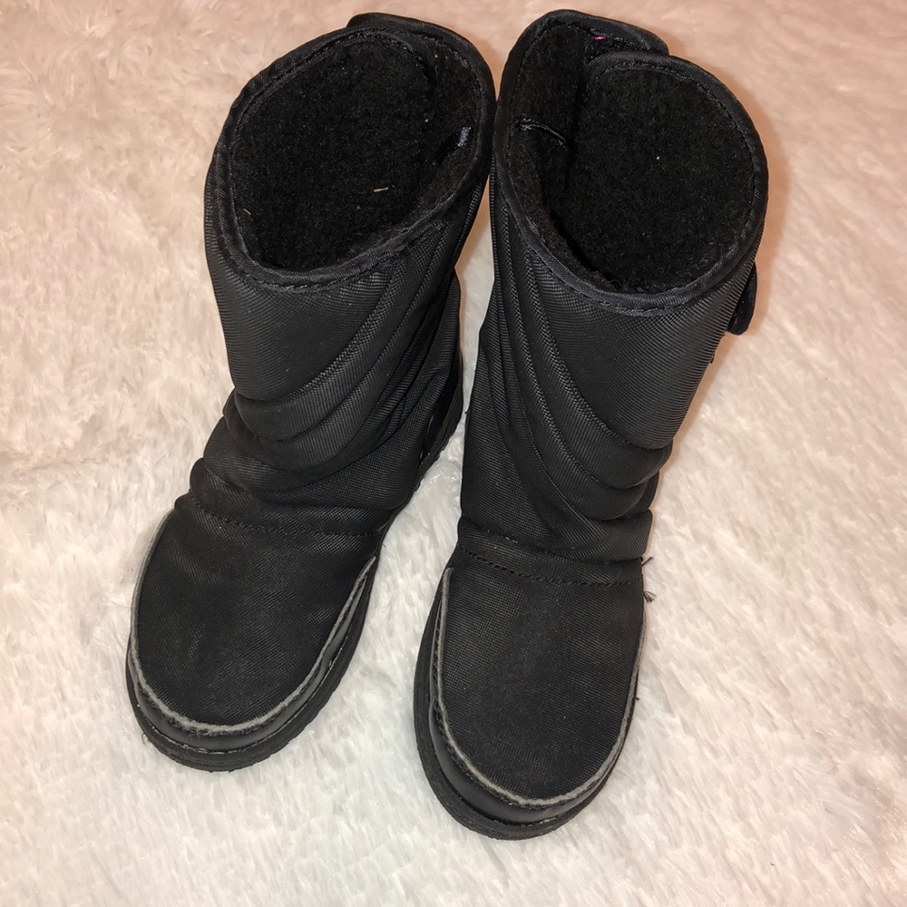 Rugged exposure Snow Boots Size 10